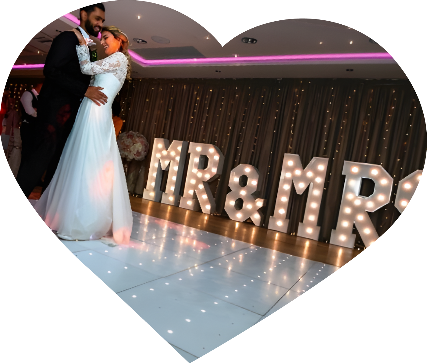 MR & MRS MR & MRS